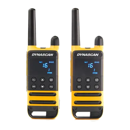 Pareja Walkie Talkies PMR446 IP54 Dynascan P19 con Microauriculares y Estuche